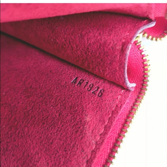 ❤️Louis Vuitton Red Epi Pouch Pochette - Picture 7 of 7
